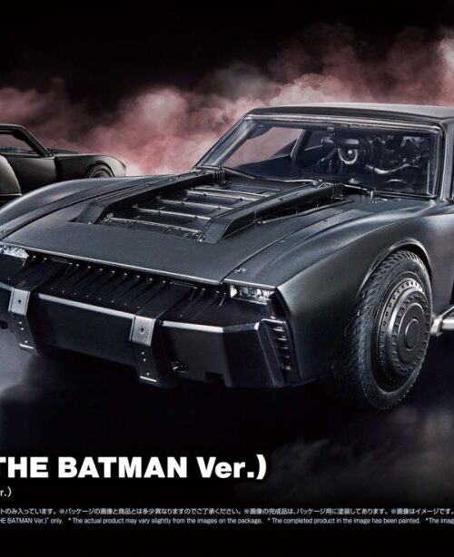 BANDAI MODEL KIT BATMAN NEW BATMOBILE 1/35