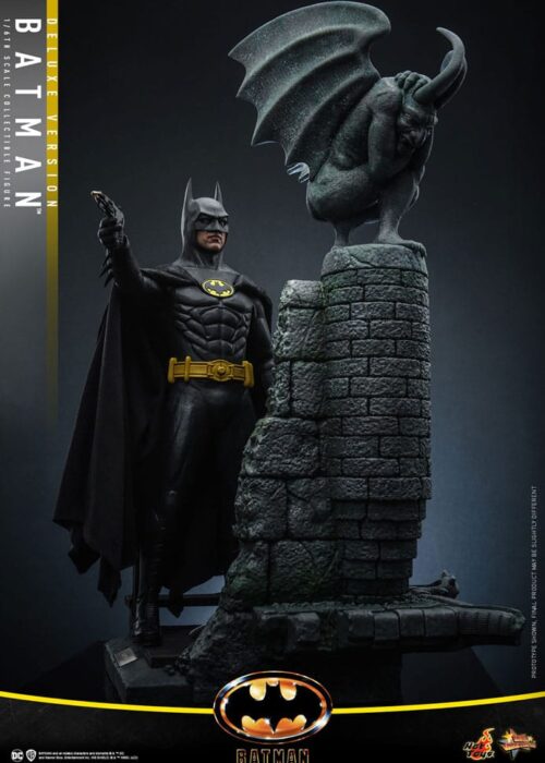 Alternative view of HOT TOYS Batman (1989) Movie Masterpiece Action Figure 1/6 Batman (Deluxe Version) 30 cm