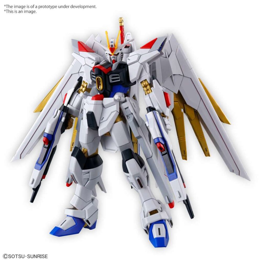 BANDAI HG 1/144 Gundam Mighty Strike Freedom