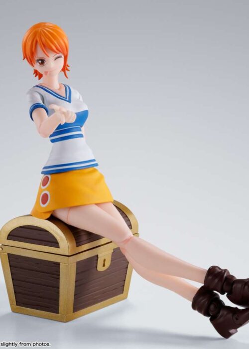 Alternative view of BANDAI One Piece Nami Romance Dawn S.H.Figuarts SHF