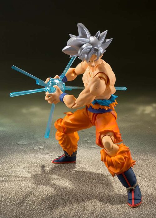 Alternative view of BANDAI S.H.Figuarts Dragon Ball Super Son Goku Ultra Instinct SHF