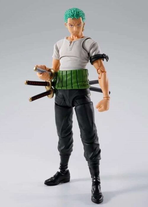BANDAI S.H.Figuarts SHF One Piece Roronoa Zoro Romance Dawn