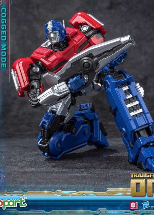 Alternative view of YOLOPARK Transformers One Orion Pax AMK Cogged Model Kit