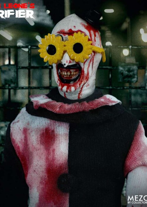 Alternative view of MEZCO TOYS One 12 Collective Terrifier Art The Clown DLX AF