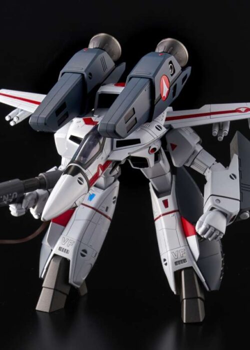 Alternative view of UNIX SQUARE A-action Robotech Veritech VF-1J Battloid Figure