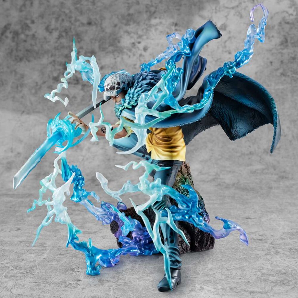 MEGAHOUSE One Piece Trafalgar Law Surgeon of Death Awaken Wa-Maximum POP Statue