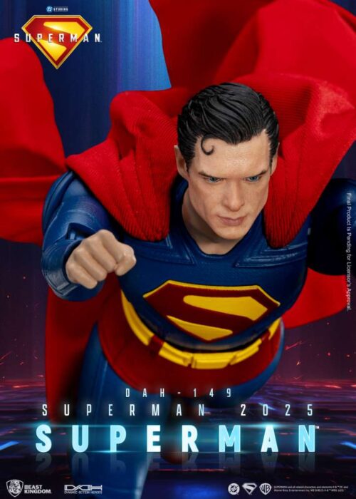 Alternative view of BEAST KINGDOM Superman 2025 Superman Action Figure