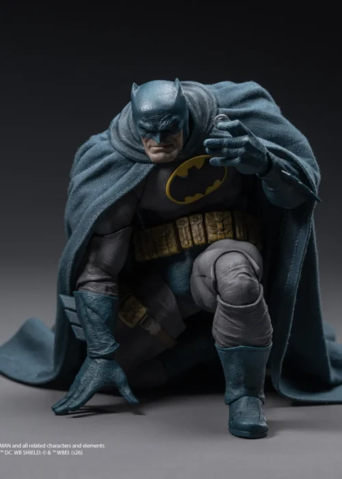 Alternative view of INART Batman The Dark Knight Returns Blue Suit 1/12 Action Figure