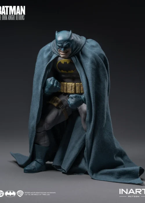 INART Batman The Dark Knight Returns Blue Suit 1/12 Action Figure - immagine 6